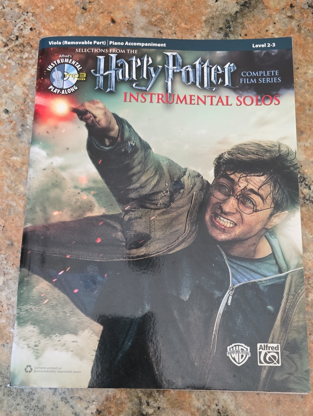 Alfred Instrumental Solos - VIOLA Harry Potter Blue, Black, Green Cover